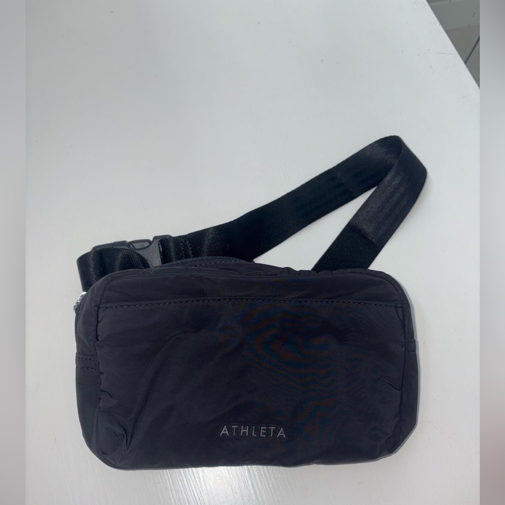 Athleta All About Crossbody Belt Bag Black - Picture 5 of 13